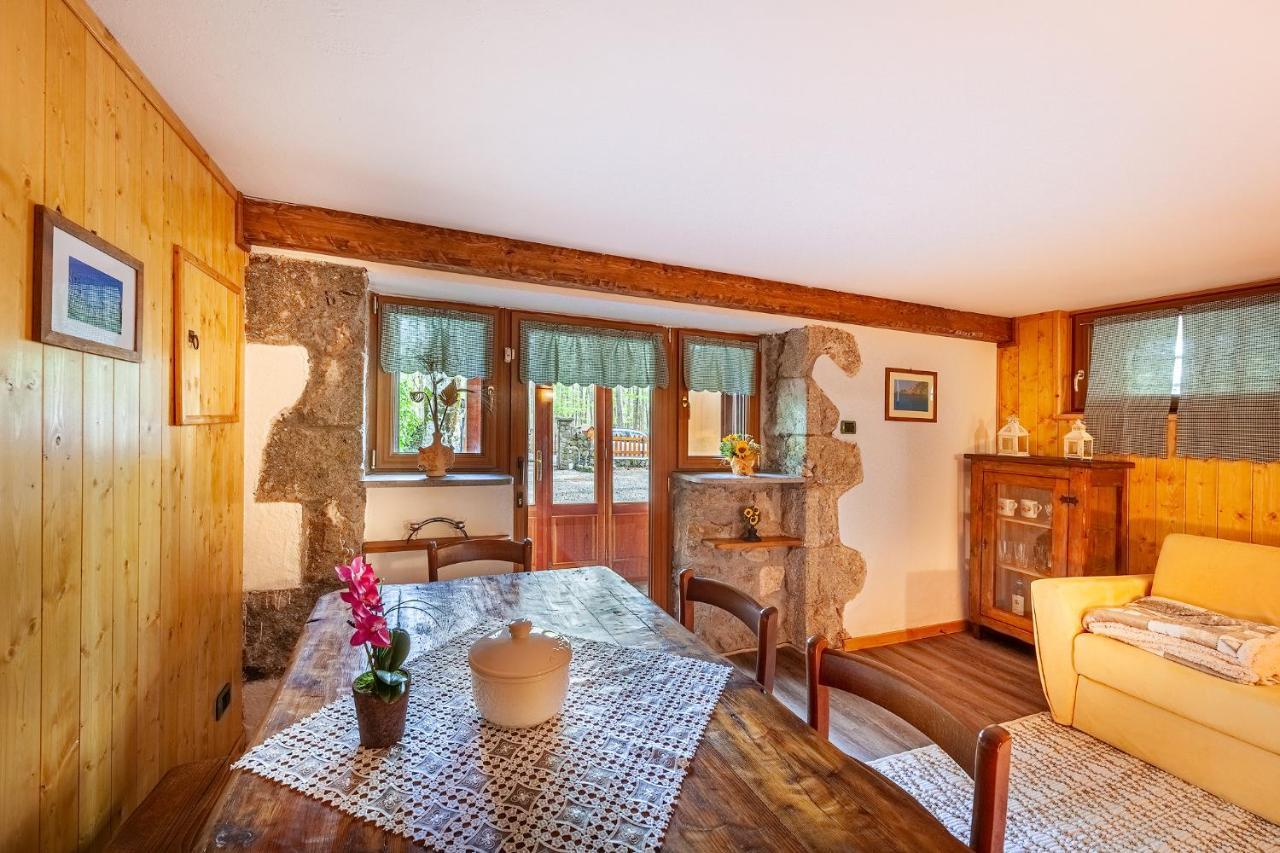 Апартаменты Chalet I Folletti Аббадиа Сан Сальваторе Экстерьер фото