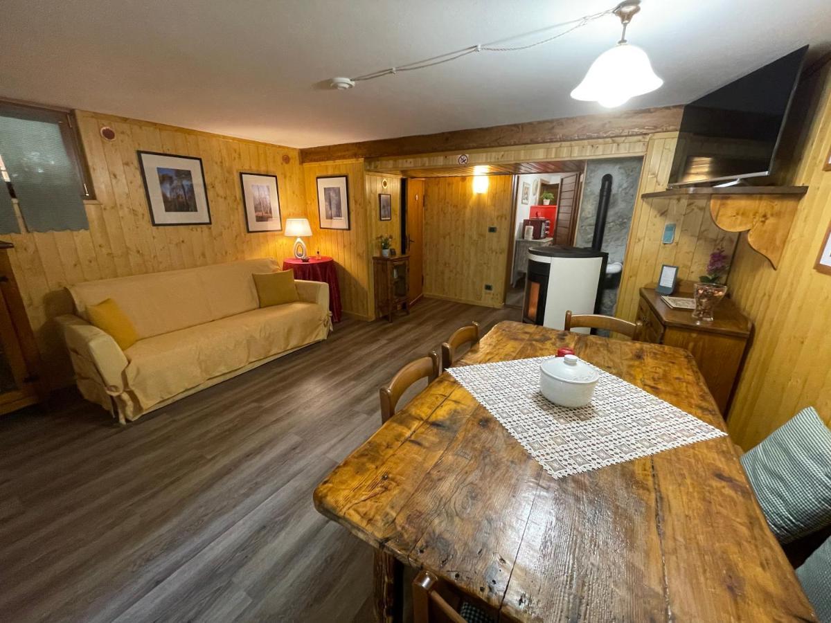 Апартаменты Chalet I Folletti Аббадиа Сан Сальваторе Экстерьер фото
