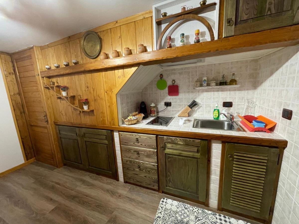 Апартаменты Chalet I Folletti Аббадиа Сан Сальваторе Экстерьер фото