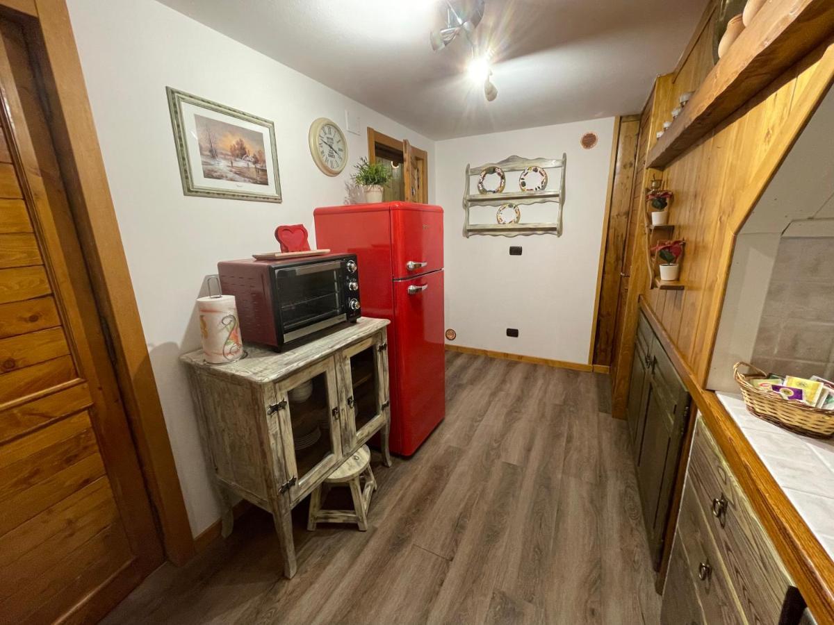 Апартаменты Chalet I Folletti Аббадиа Сан Сальваторе Экстерьер фото